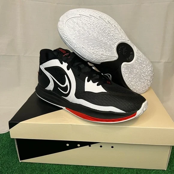 Nike | Shoes | Kyrie Low 5 Bred Size 1 | Poshmark display picture 1